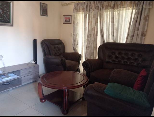 3 BEDROOM SIMPLEX TO LET IN SEA VIEW